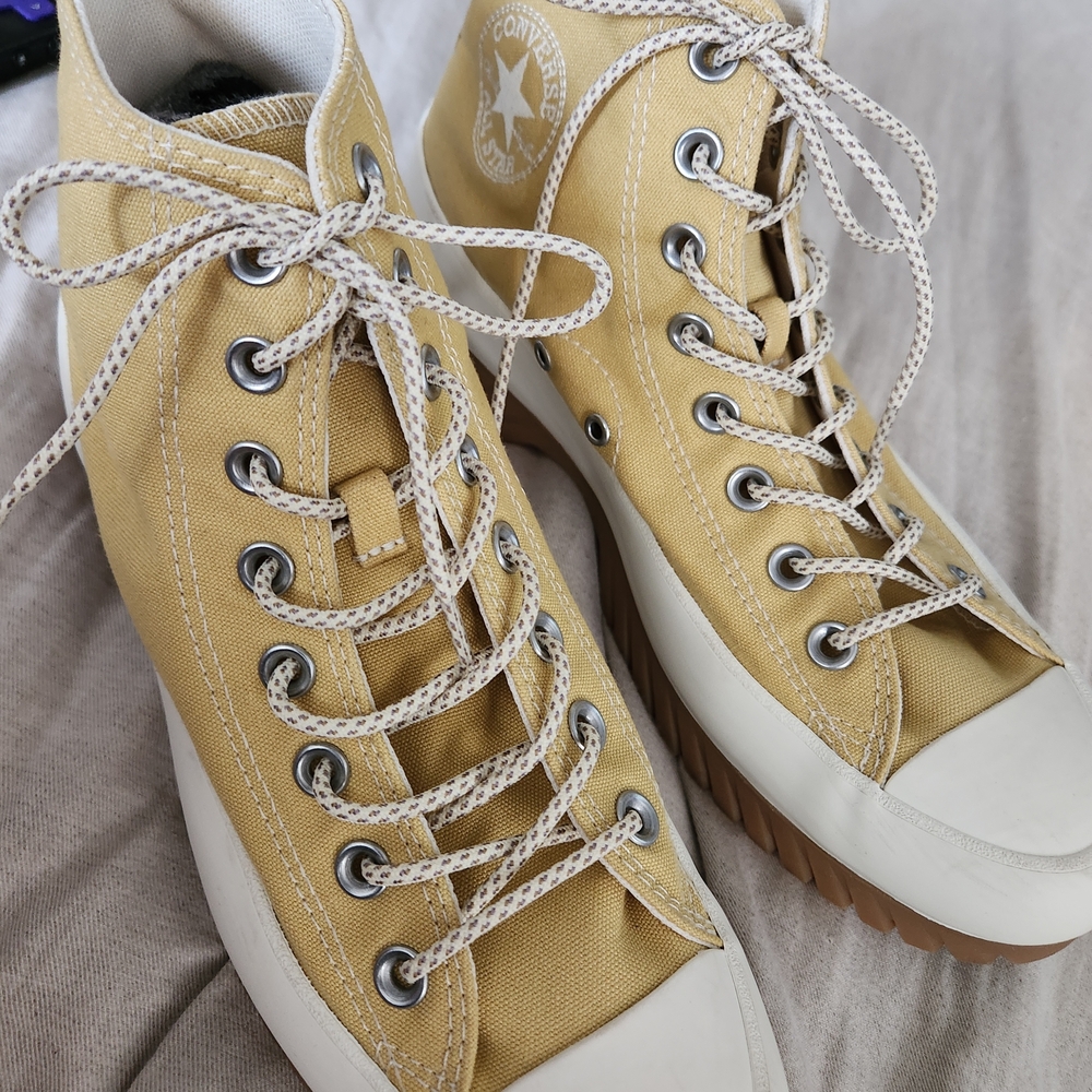 CONVERSE Lugged 2.0 Utility Unisex High Sneakers Trailhead Gold Canvas 7.5M/9.5W